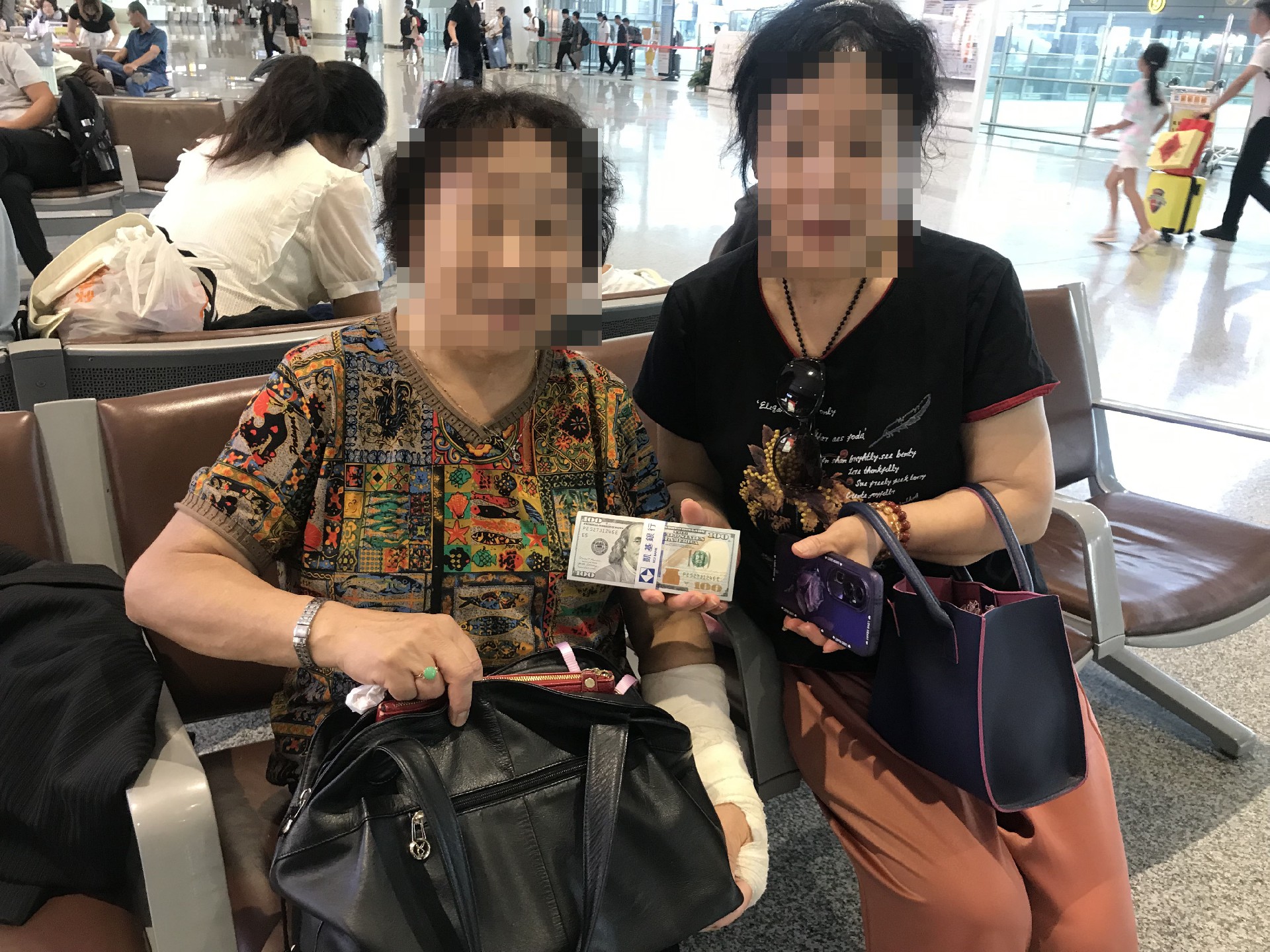 閃桂英+.jpg